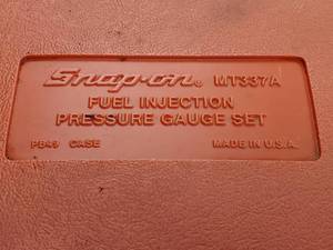 lot 15 image: Snap-On Fuel Injection Pressure Gauge Set