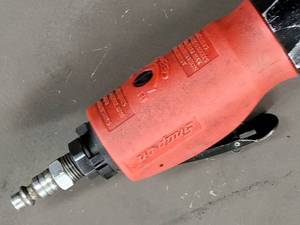 lot 22 image: Snap-On Reamer Air Tool PT200L