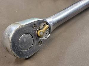 lot 24 image: Snap-On 12 Drive Ratchet