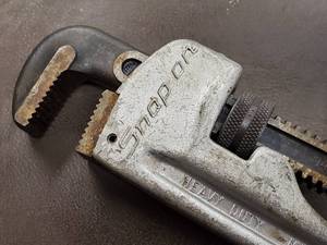 lot 47 image: Snap-On Pipe Wrench