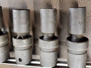 lot 58 image: Snap-On 12 (5) pc Swivel Socket Set
