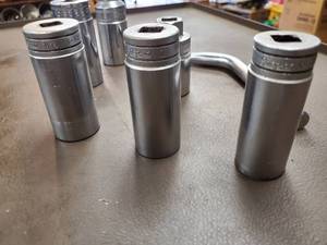 lot 69 image: (6) Snap-On 12 Drive & Tool (1) Valve Adjustment Tool part  S6114
