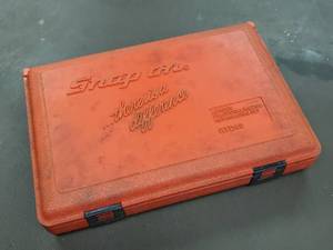lot 72 image: Snap-On (40) pc FractionalMetric Re-Threading Set RTD 40