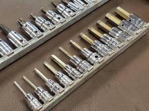 lot 91 image: Snap-On 14 & 38 Drive Metric Torques & Hex Head Socket Sets