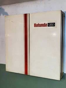lot 94 image: Deep Door Wall Cabinet With Contents