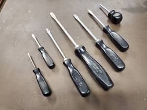lot 79 image: Snap-On (7) pc Standard Screw Driver Set