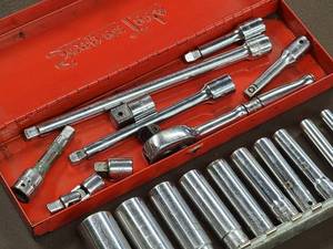 lot 98 image: Snap-On 14 Drive Ratchet  extensions  Sockets Set