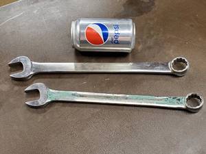 lot 171 image: (2) Snap-On Combination Wrenches