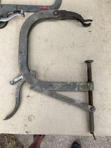 lot 176 image: Pair of Valve Spring Compressors