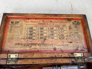 lot 177 image: Vintage Starette Micrometer Caliper Set in Original Wooden Case