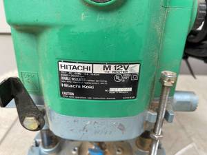 lot 183 image: Hitachi 3 14HP Router Mounted to Plexi For Table Application