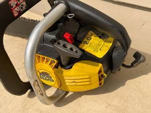 lot 189 image: McCulloch Eager Beaver 2.0 C.I.D. Chainsaw