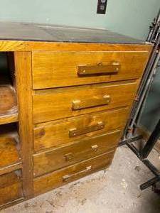 lot 204 image: Wooden 7 Shelf  5 Drawer Garage Storage Piece