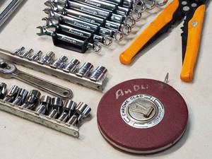 lot 258 image: Assorted Tools Lot
