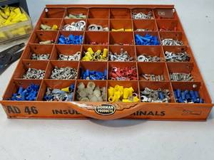 lot 261 image: Assorted Electrical Lot