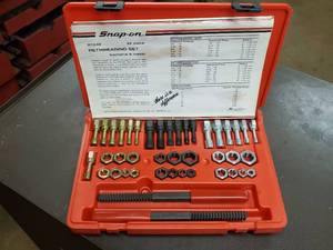 lot 209 image: Snap-On (40) pc FractionalMetric Re-Threading Set RTD 40