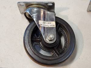 lot 227 image: Set of (4) 5 Rubber Wheel Casters