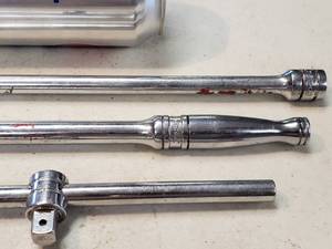 lot 237 image: Snap-On (3) pc 38 Drive Breaker Bars & Extension  Lot
