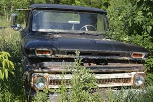 lot 3 image: 1965 chevy c10
