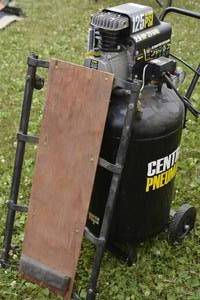 lot 21 image: Compressor and Creeper