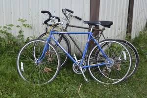 lot 25 image: Pair of Bicycles