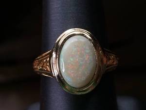 lot 16 image: Antique 3.00 Carat Natural Opal Ring with 14k Gold Filigree Band