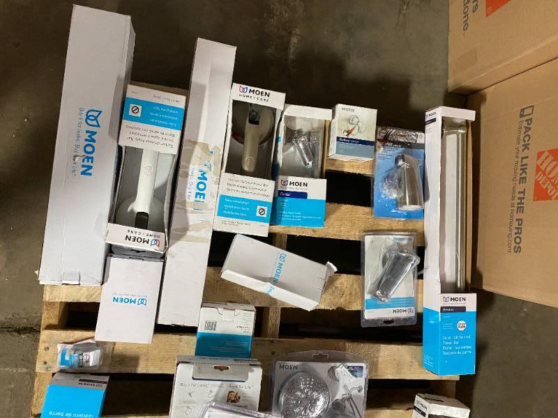 LOT OF MOEN TOWEL BARS, HOOKS, Other Accessories