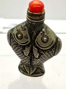 lot 43 image: Silver Koi Snuff Bottle
