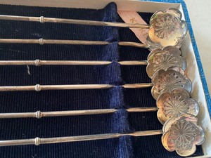 lot 56 image: Set of Six Sterling Silver Iced Tea Stirring Spoons