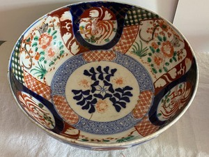 lot 139 image: Variety of Dishes
