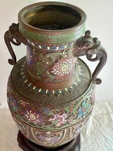 lot 125 image: Large Double Handled Champlev Vase w Wooden Stand
