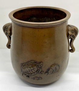 lot 134 image: Japanese Ornate Brass Vessel