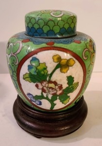 lot 89 image: Variety of Beautiful Cloisonn Ginger Jars