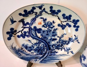 lot 92 image: Beautiful Blue and White Japanese Dishes
