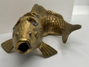 lot 223 image: Rare Japanese Vintage Brass Koi Fish Flower Frog