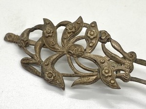 lot 193 image: Vintage Silver Ornate Hairpin