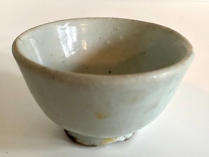 lot 104 image: Korean Yi Dynasty Wine Bottle and Cup