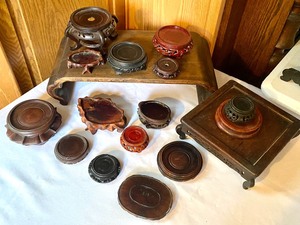 lot 257 image: Variety of Wood Stands