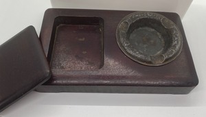 lot 250 image: Wood Cigarette Holder and Ash Tray