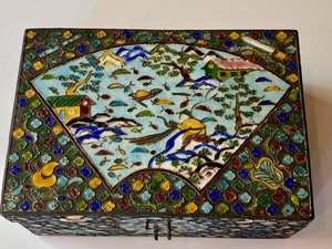 lot 296 image: Cloisonn Box