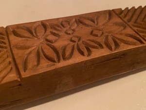 lot 304 image: Korean Antique Rice Cookie Rice Cake Press