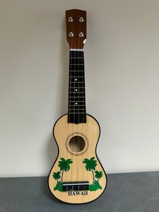 lot 7 image: Hawaii Ukulele