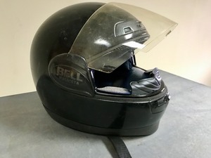 lot 21 image: Bell - Motorcycle Helmet