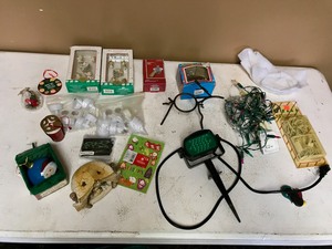 lot 45 image: Home Decor Bundle #6