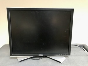 lot 50 image: Dell 17 Monitor