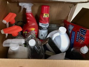 lot 76 image: Various Cleaning Products #1