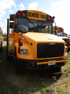 lot 10 image: THOMAS 77 PASSENGER SCHOOL BUS