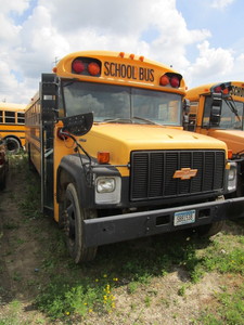 lot 13 image: BLUEBIRD 65 PASSENGER SCHOOL BUS