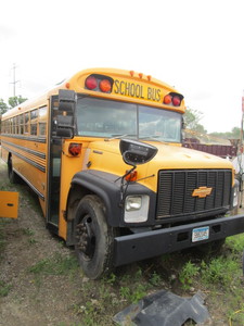 lot 15 image: BLUEBIRD 65 PASSENGER SCHOOL BUS