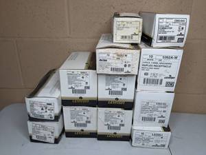 lot 250 image: Lot of Electrical Supplies from Leviton Hospital and Residential Grade
